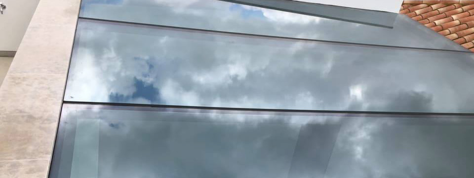 S&V SunRoof | Cobertura inteligente de elevada dimensão, panorâmica e amovível, para edifícios